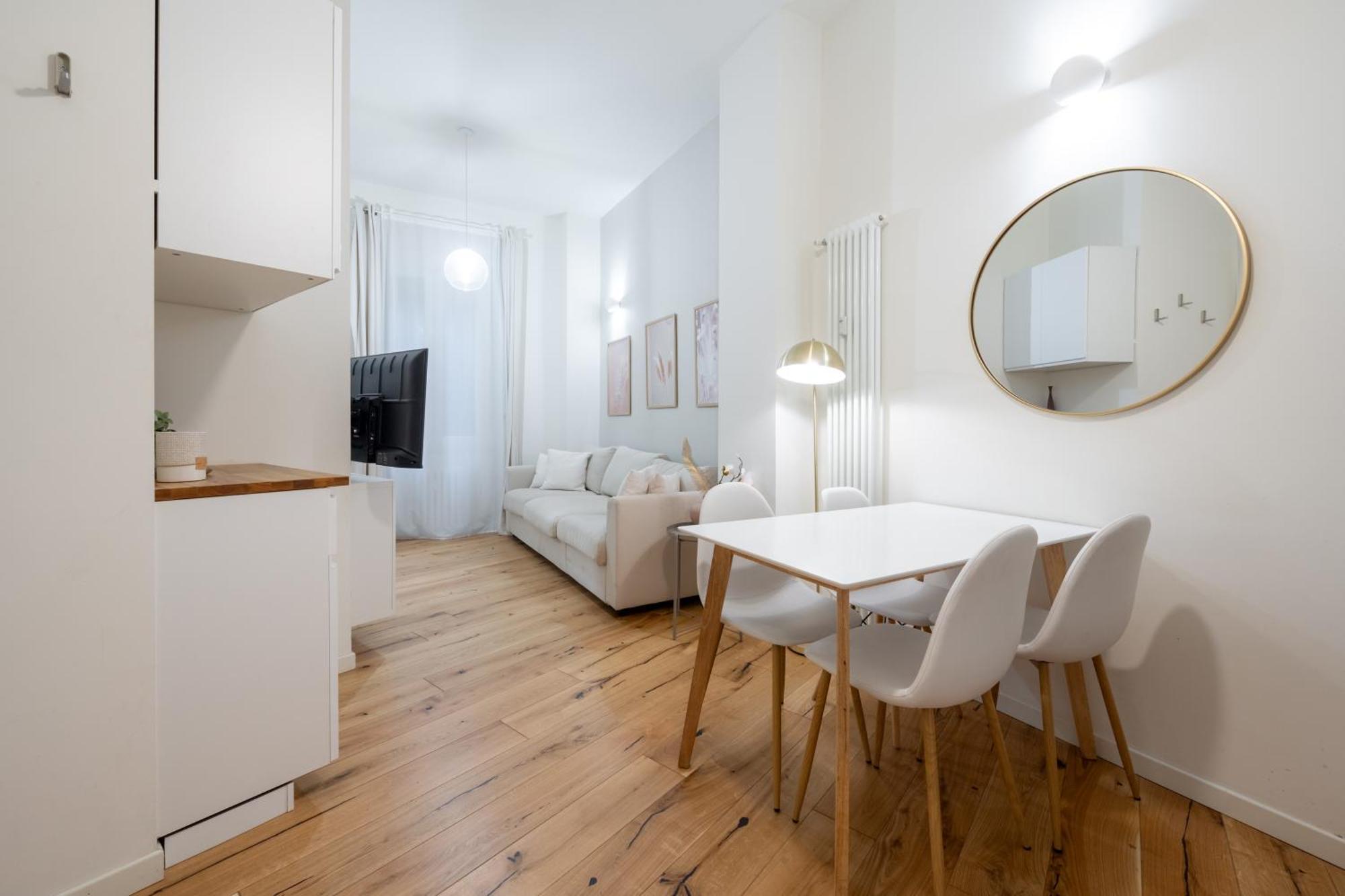 We Home - Babila Boutique - Milano Экстерьер фото