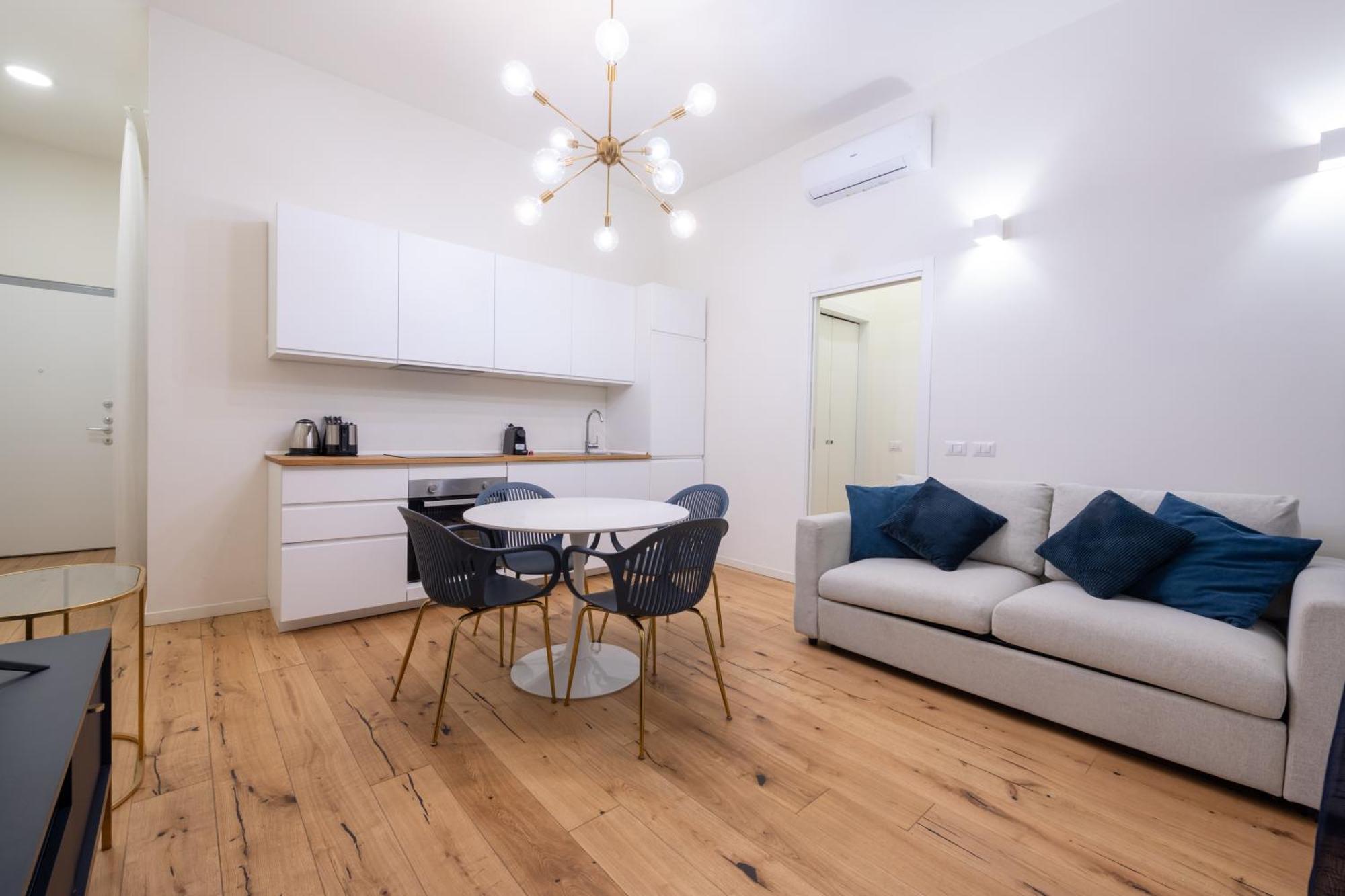 We Home - Babila Boutique - Milano Экстерьер фото